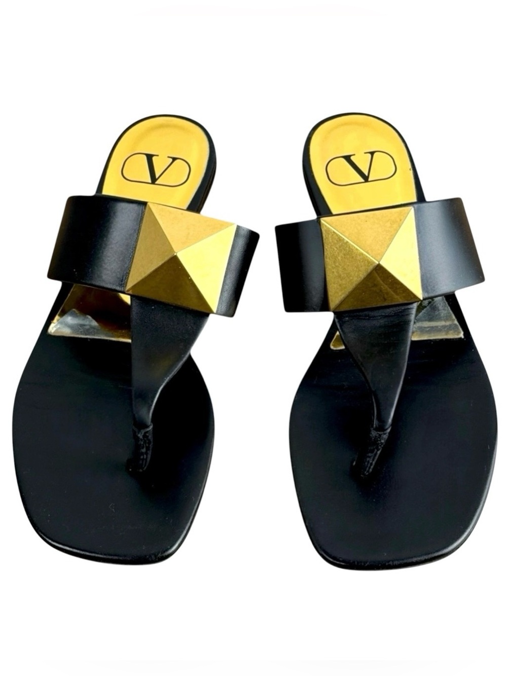 Valentino Garavani One Stud Thong Sandals – Black- Size 38